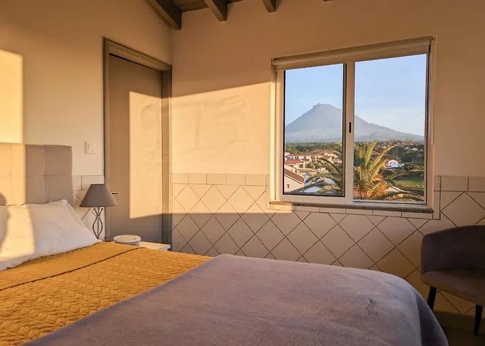 호스텔 Loving Strangers *