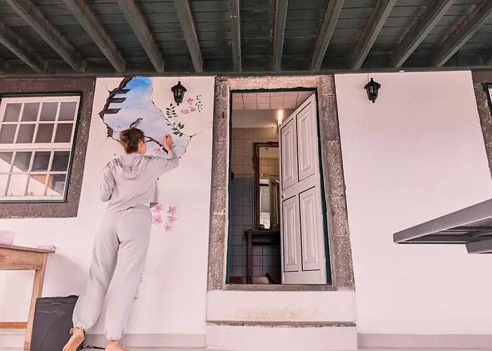 Loving Strangers * 마달레나