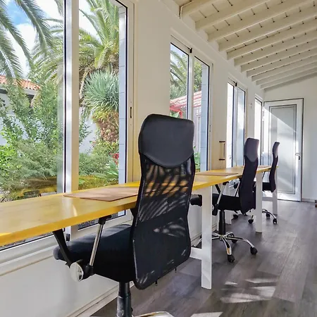 Loving Strangers Hostel *