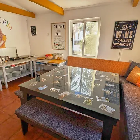 Hostel Loving Strangers *