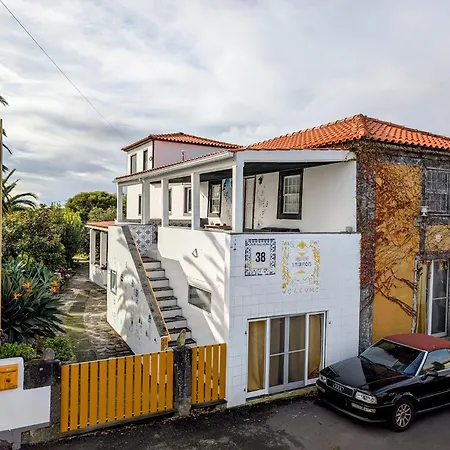 Hostel Loving Strangers Madalena (Azores)