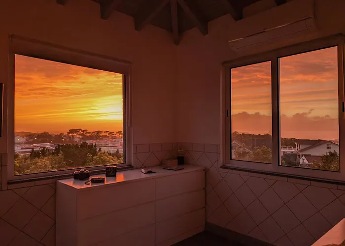 Loving Strangers Madalena (Azores)